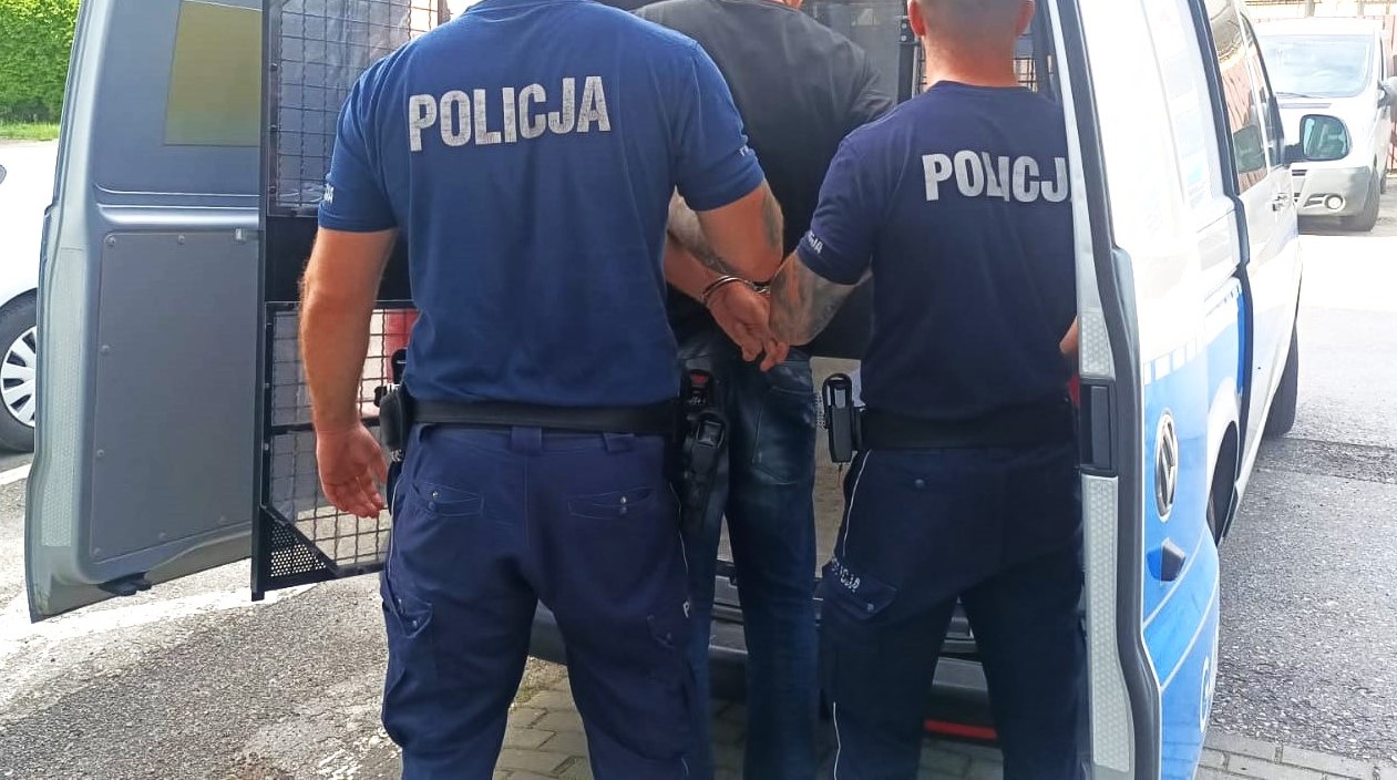 Oświęcim. Policjanci zatrzymali 40-latka podejrzewanego o napaść seksualną na dziecko