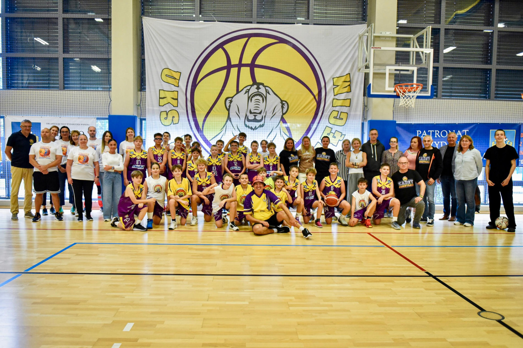 Wielka gra pod oświęcimskim koszem