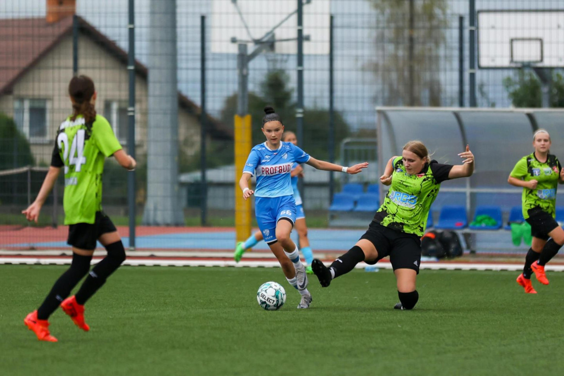 Rozpędzone Iskierki nie biorą jeńców