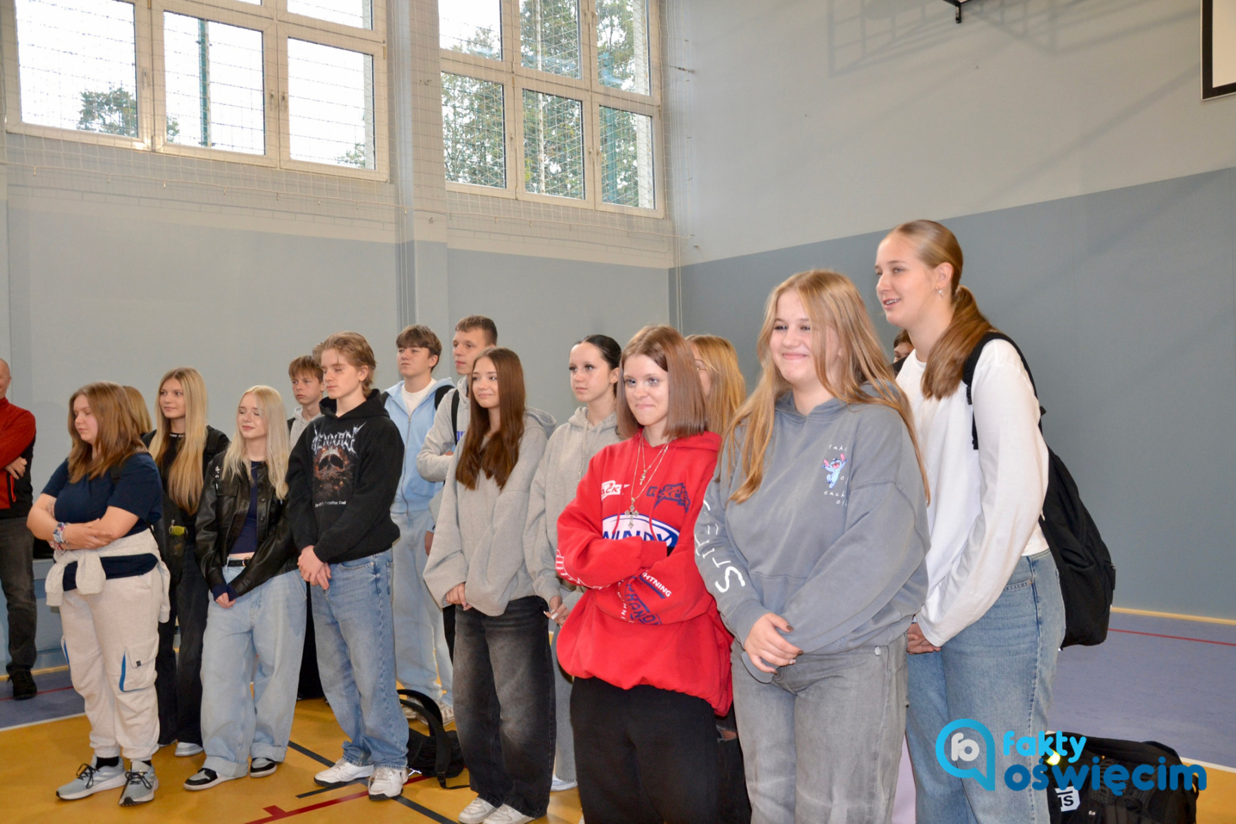 Ślubowanie pierwszoklasistów w wyremontowanej sali – FILM, FOTO