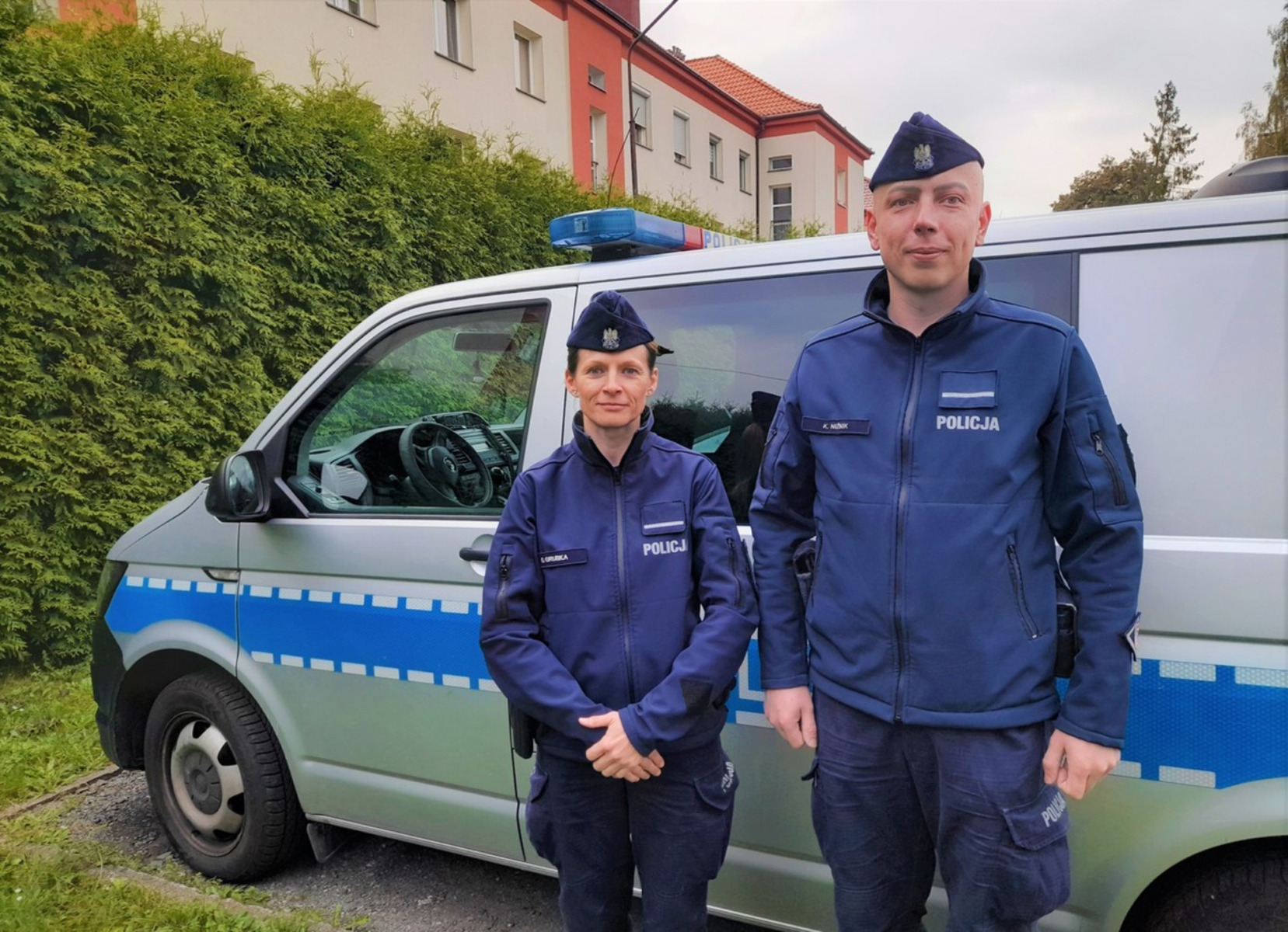 Niemieccy turyści podziękowali oświęcimskim policjantom