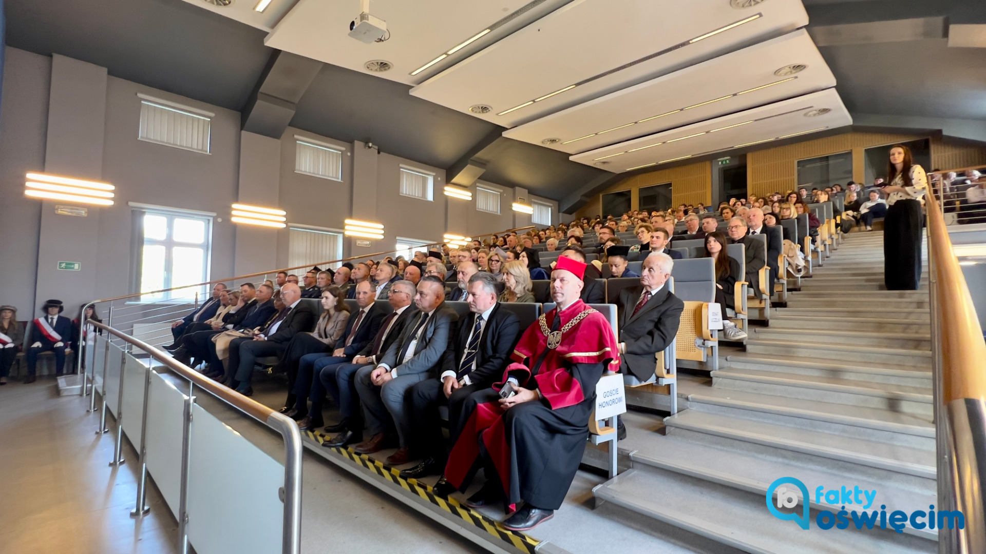 Uczelnia w Oświęcimiu powitała studentów na 21. inauguracji – FOTO
