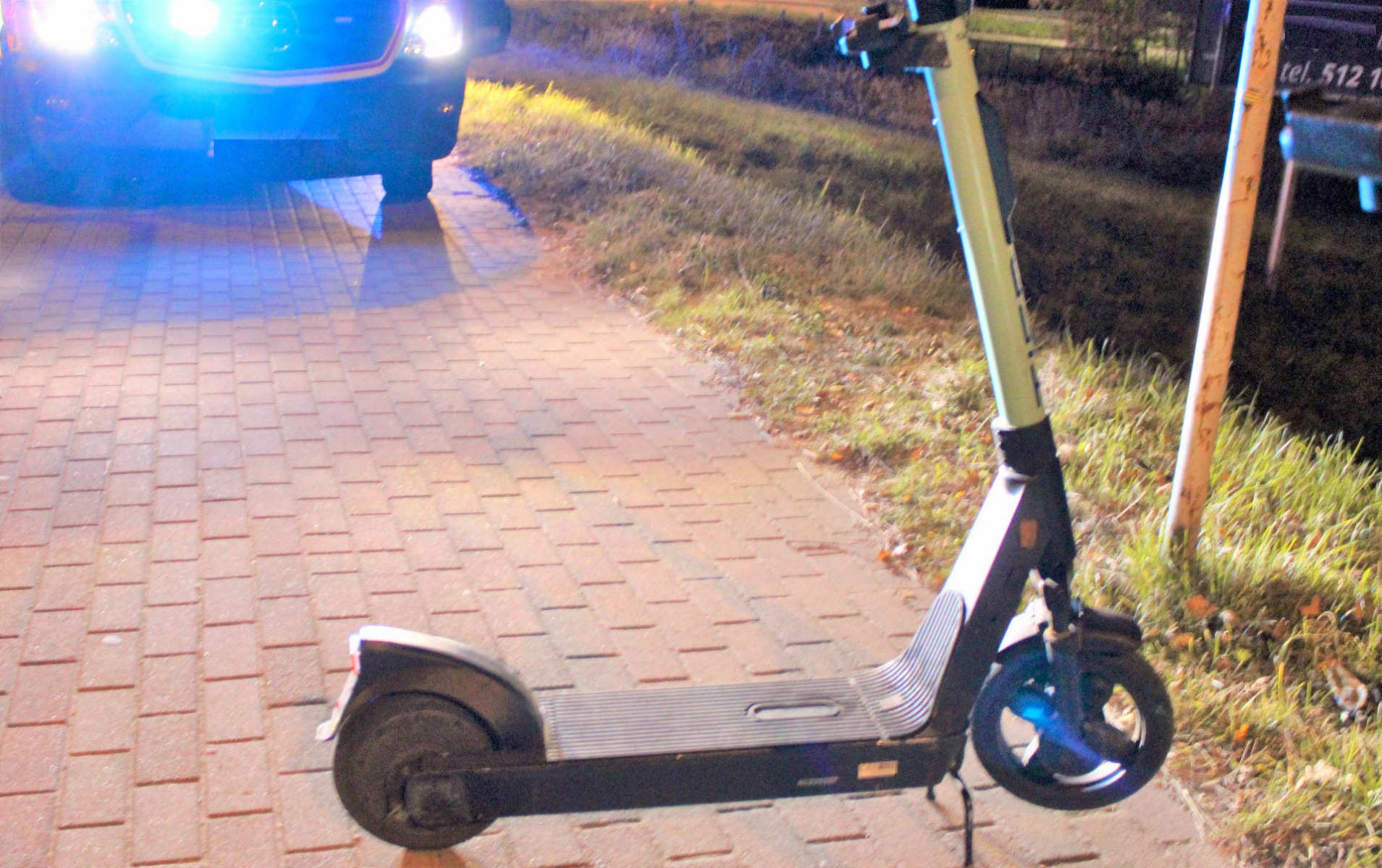 45-latek z Kęt miał 1,5 promila. Jechał hulajnogą elektryczną