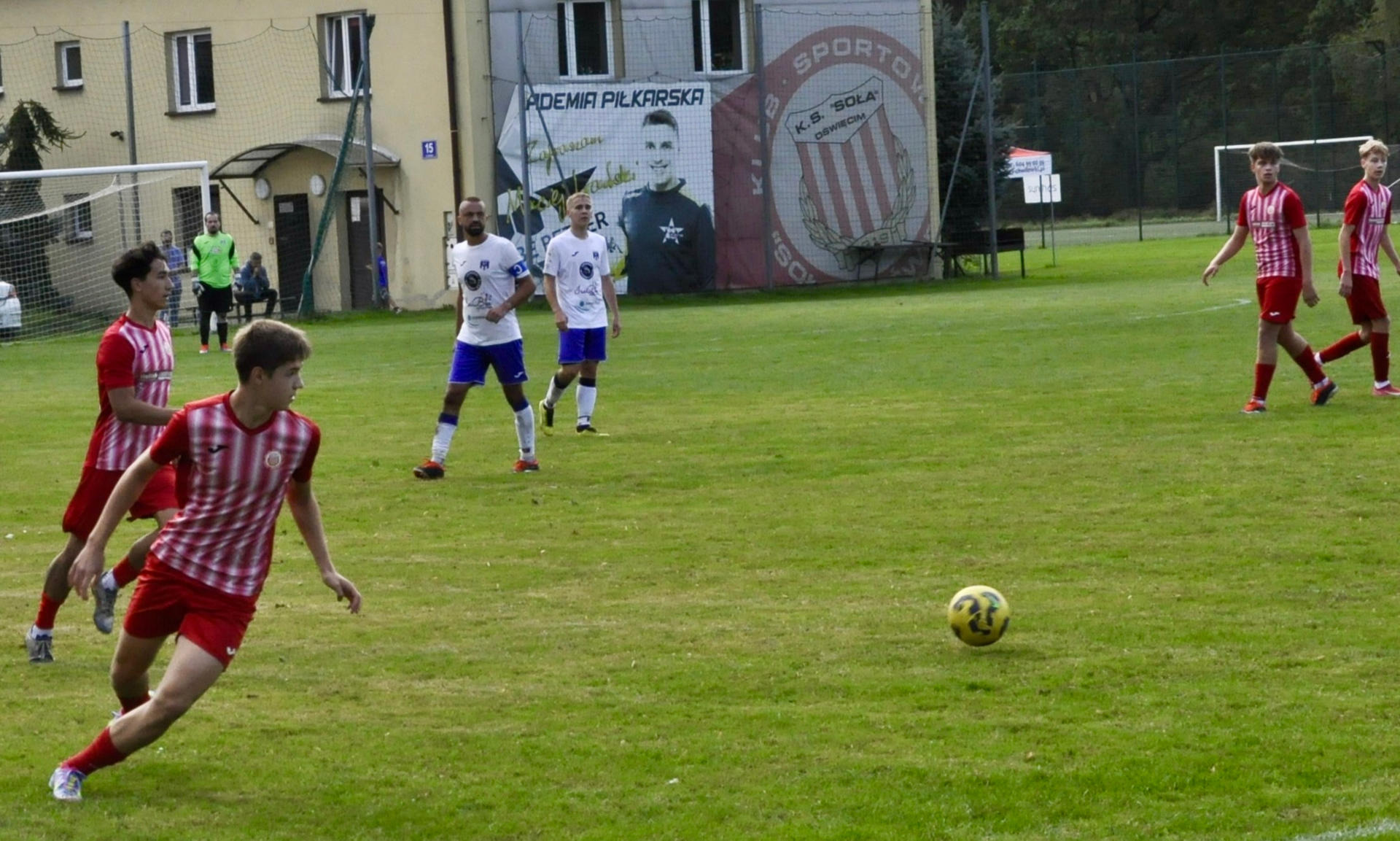 Lider się przygląda. Derby w Osieku i Gorzowie