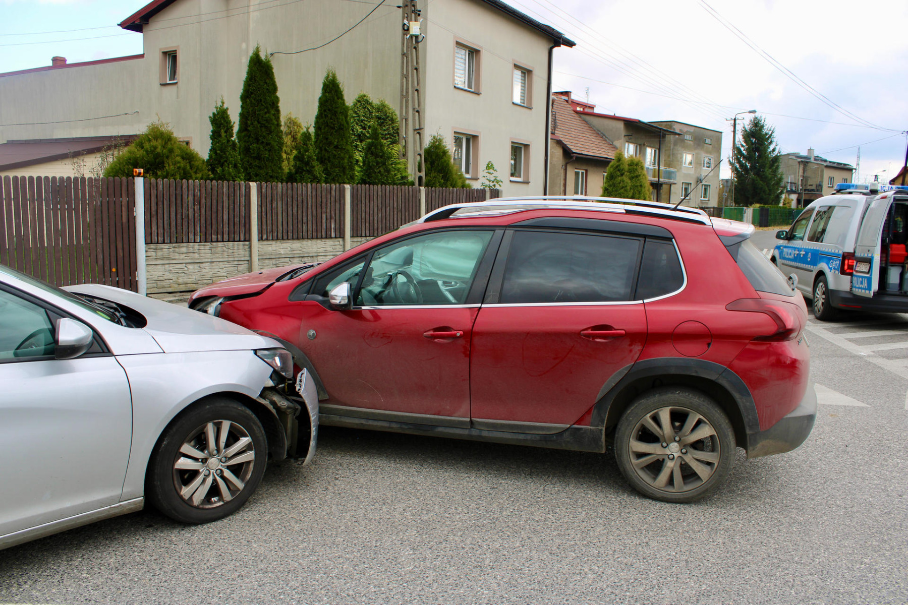 Pijany kierowca wymusił pierwszeństwo i uderzył w auto