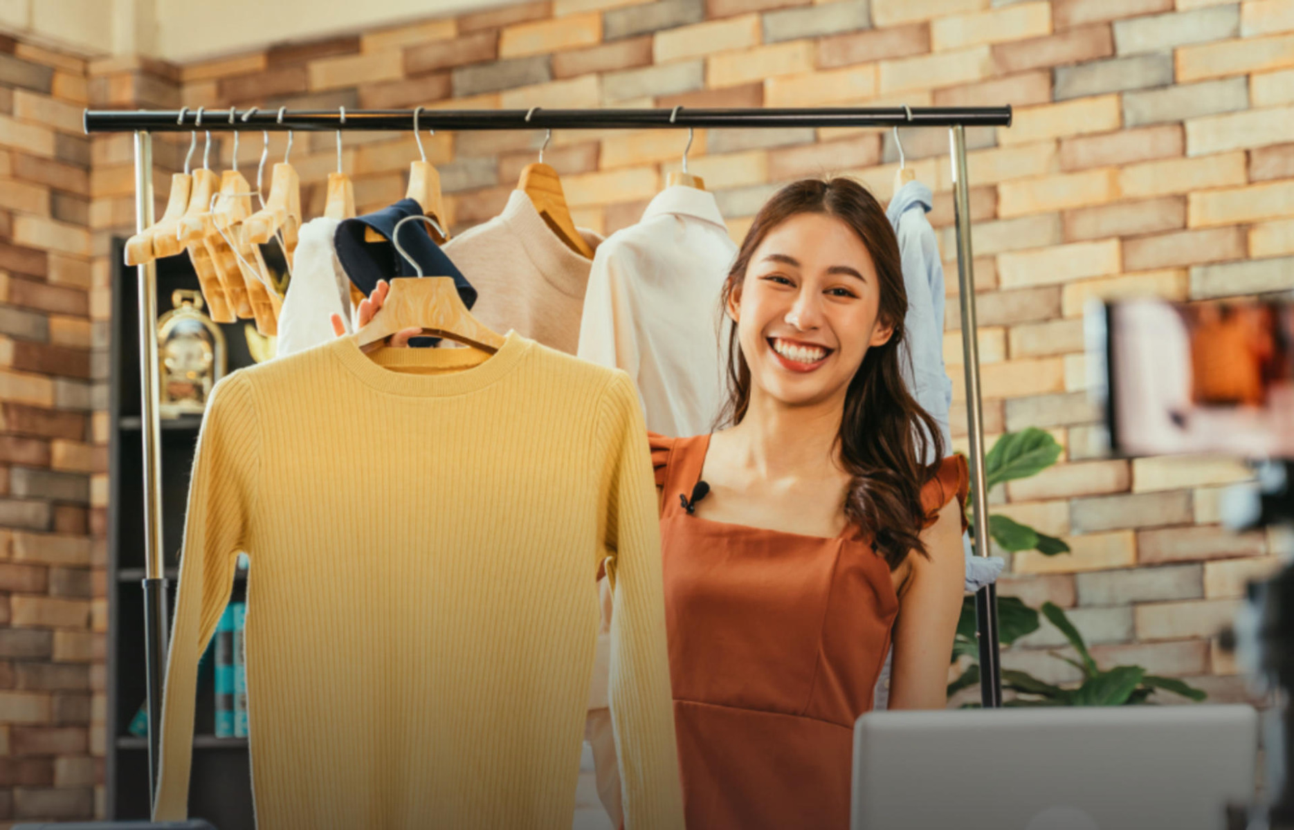 Swap Party w Brzeszczach. Wymień ubrania i daj im drugie życie