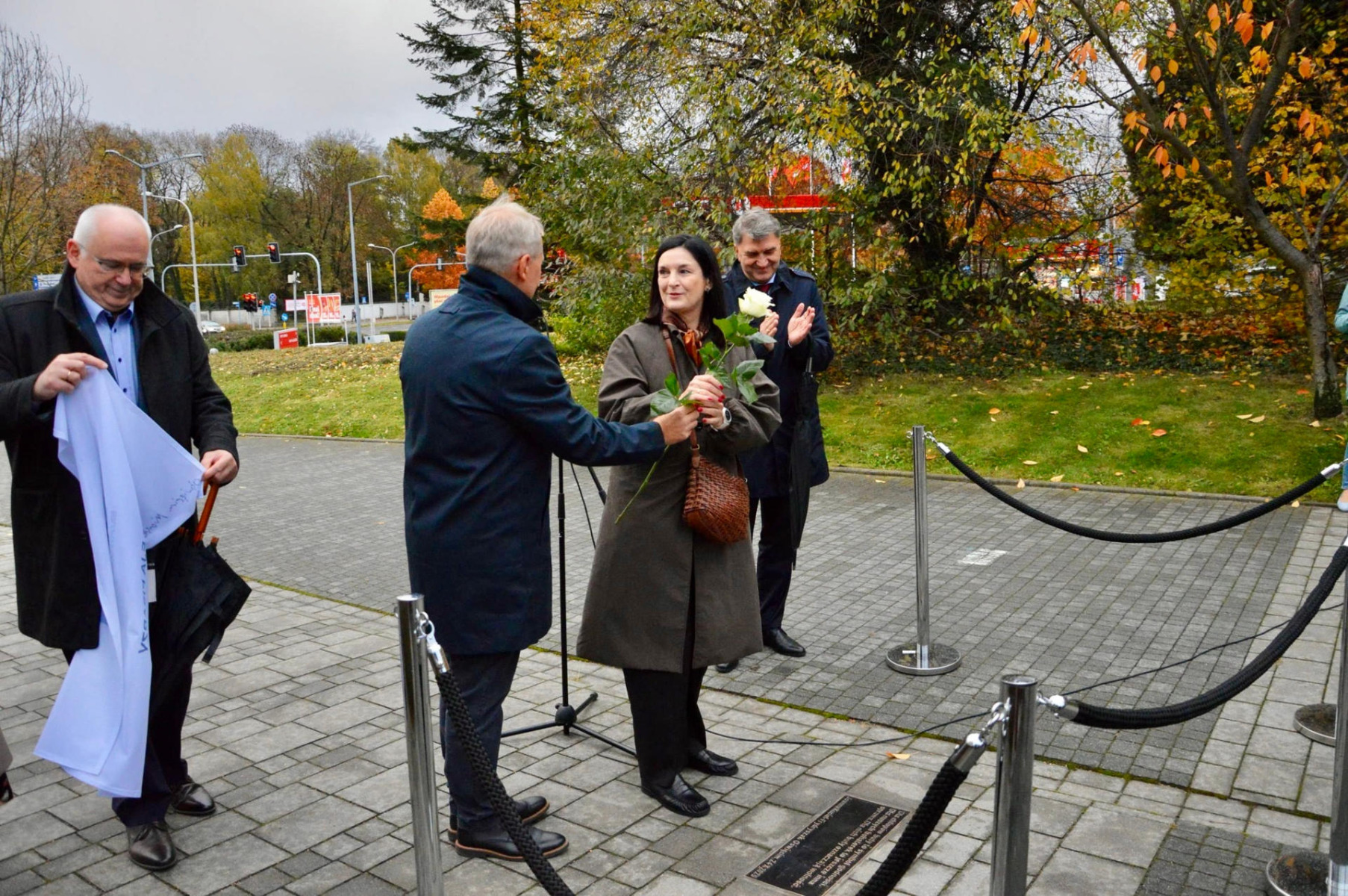 Joanna Kuciel-Frydryszak z własną płytą w Alei Pisarzy – FOTO
