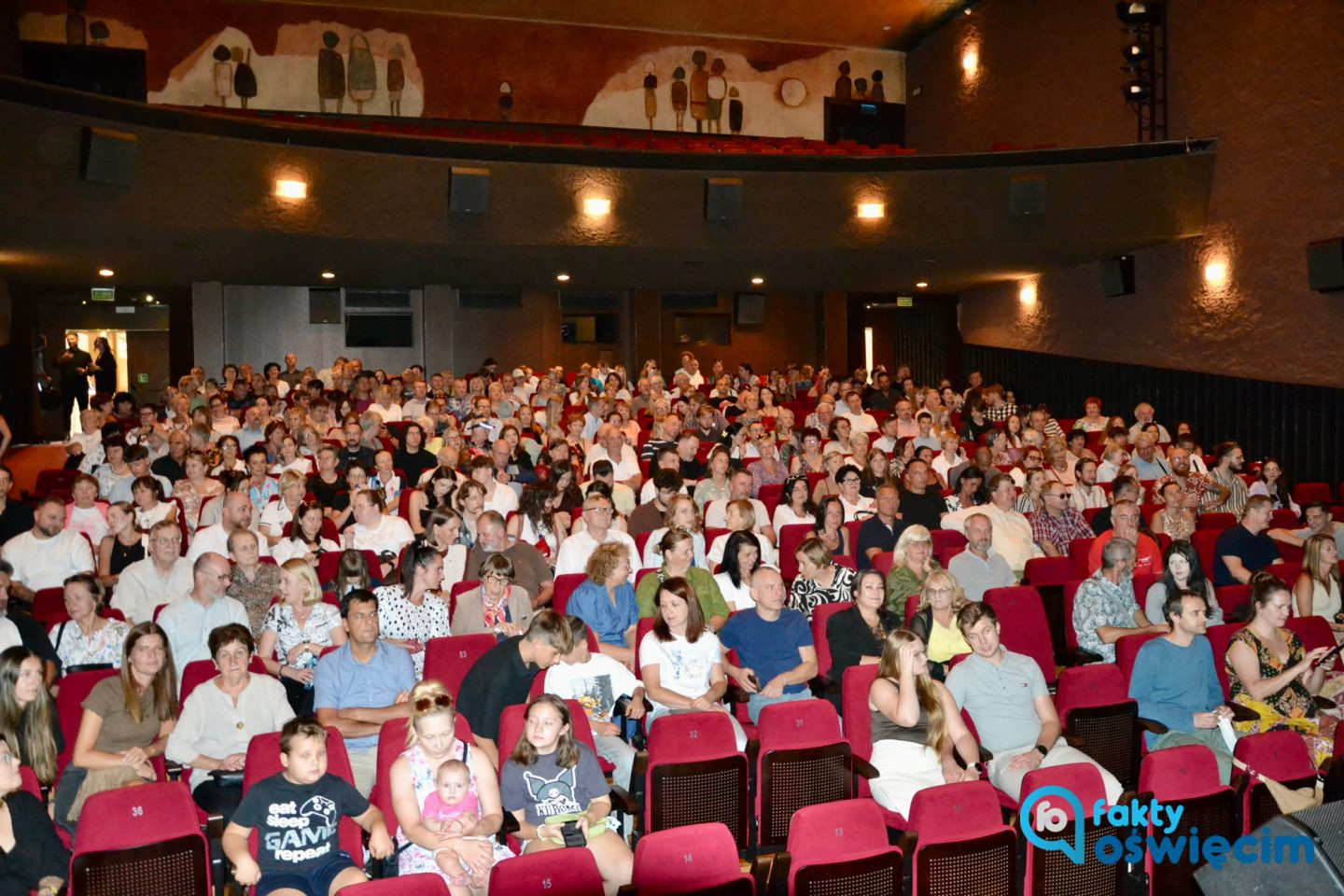 Pokaz filmu „Rok 2020” w Kinie Wisła w Brzeszczach