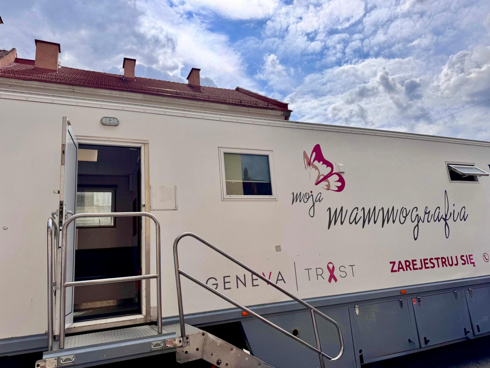 Mammobus wyrusza w trasę. Sprawdź, kiedy odwiedzi Twoją gminę