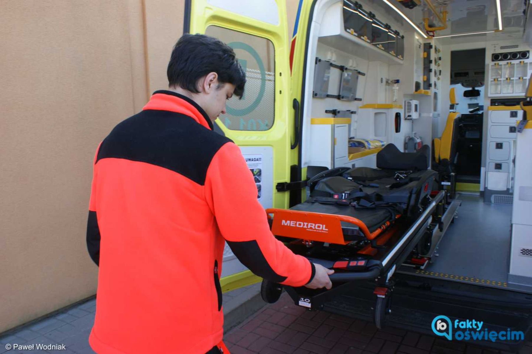 To już pewne: karetka w Brzeszczach przez całą dobę