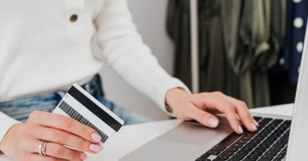 Oszust podszył się pod żołnierza ONZ, czujna bankierka zareagowała