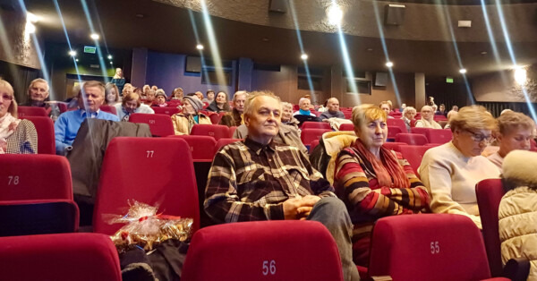 Rozmawiali z seniorami o bezpieczeństwie i zagrożeniach - FOTO