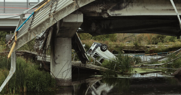Potrzebne plecaki, konserwy i laptopy. Dary trafią do szkół w Ukrainie