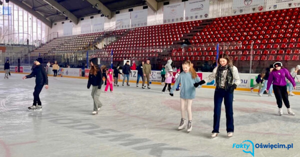 Wieczór na łyżwach przy ulicy Chemików