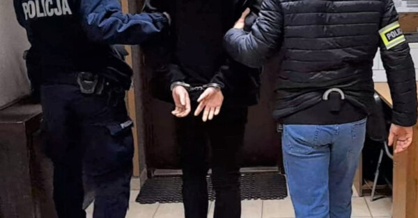 40-latek z zarzutem znęcania nad ojcem