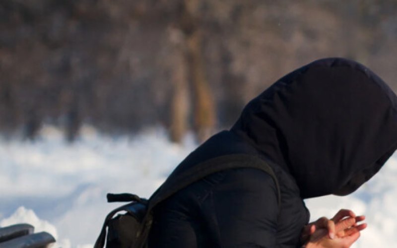 Seniorka nie mogła wrócić do domu, pomogli mieszkańcy Oświęcimia