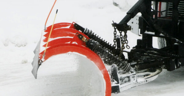 Kto odśnieża drogi w Przeciszowie? Podział zadań