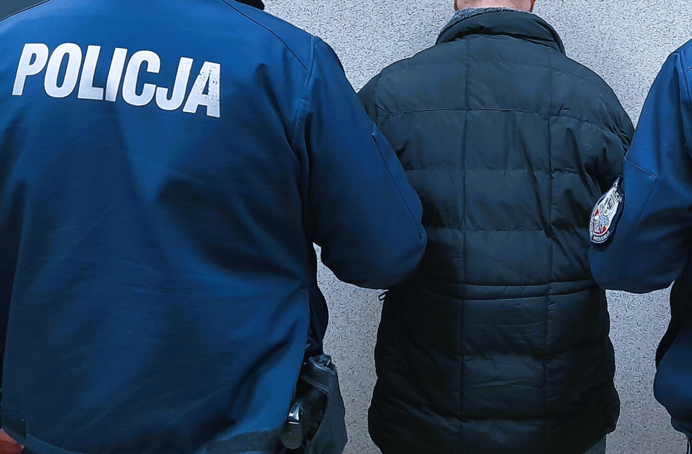 Areszt dla 42-latka po kradzieży rozbójniczej