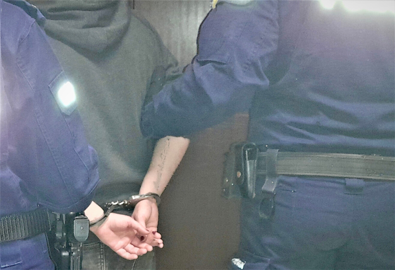 Ukrywała się przed więzieniem. Wpadła w miejskim autobusie