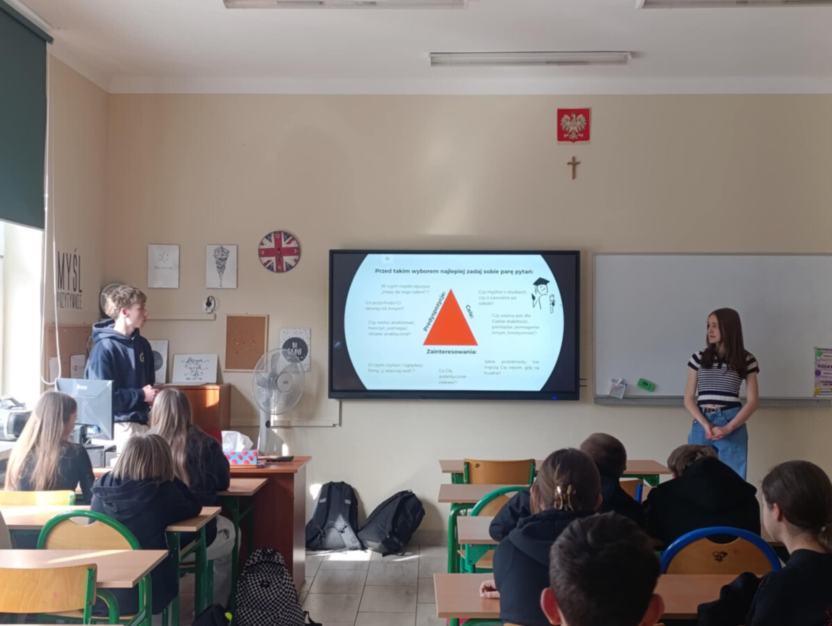 Powstał projekt dla ósmoklasistów. Pomoże wybrać szkołę - FOTO