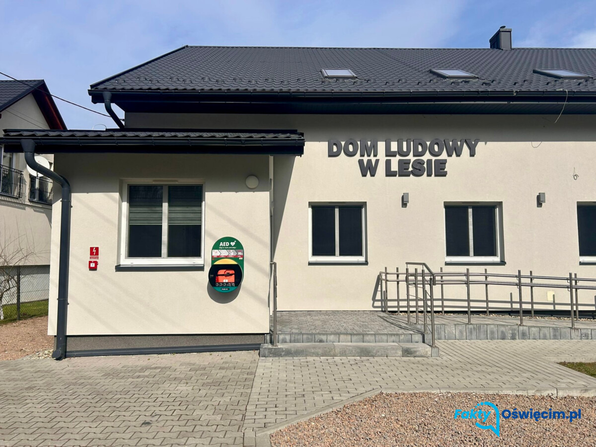 Gmina Przeciszów wzbogaciła się o sześć defibrylatorów AED
