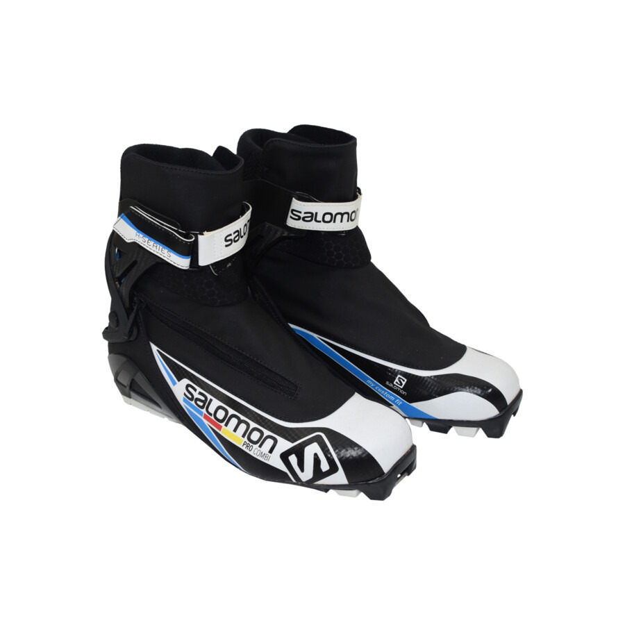 Mundury i sprzęt wojskowy w niższych cenach - FOTO