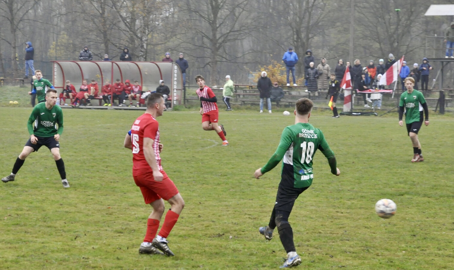 Bobry odpierają atak Skawy. Sprawdź niedzielne wyniki