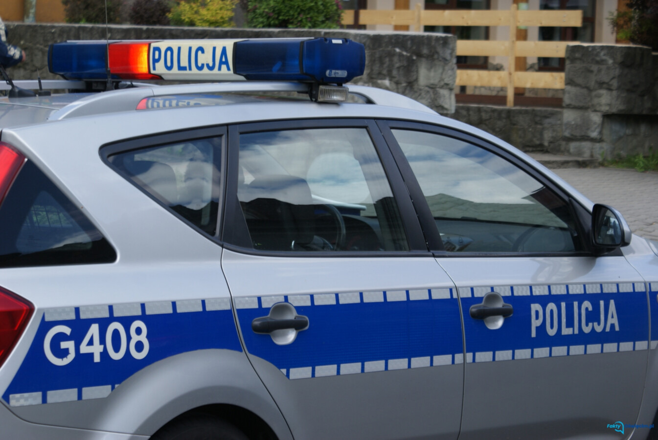 Na widok radiowozu wziął nogi za pas