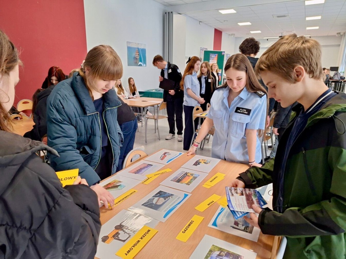 Ozety pokazały szkołę od warsztatu po roboty - FOTO