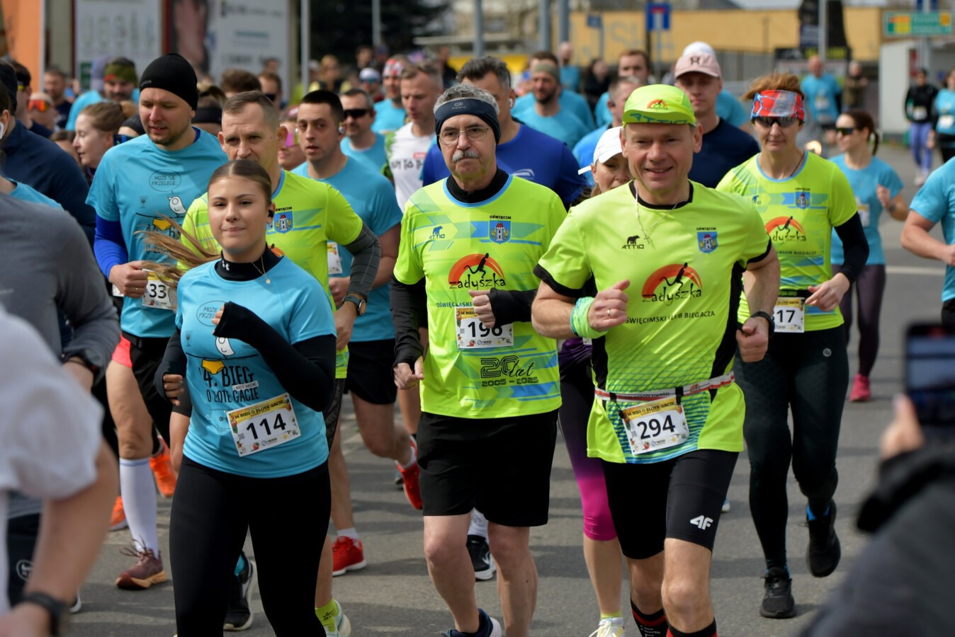 Ponad pół tysiąca osób pobiegło w Brzeszczach - FOTO