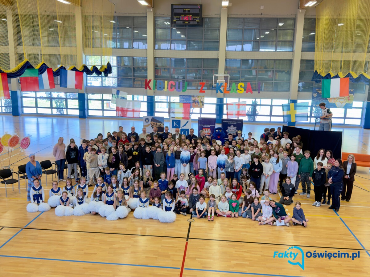 O kibicowaniu bez agresji w oświęcimskiej Ósemce - FOTO, FILM