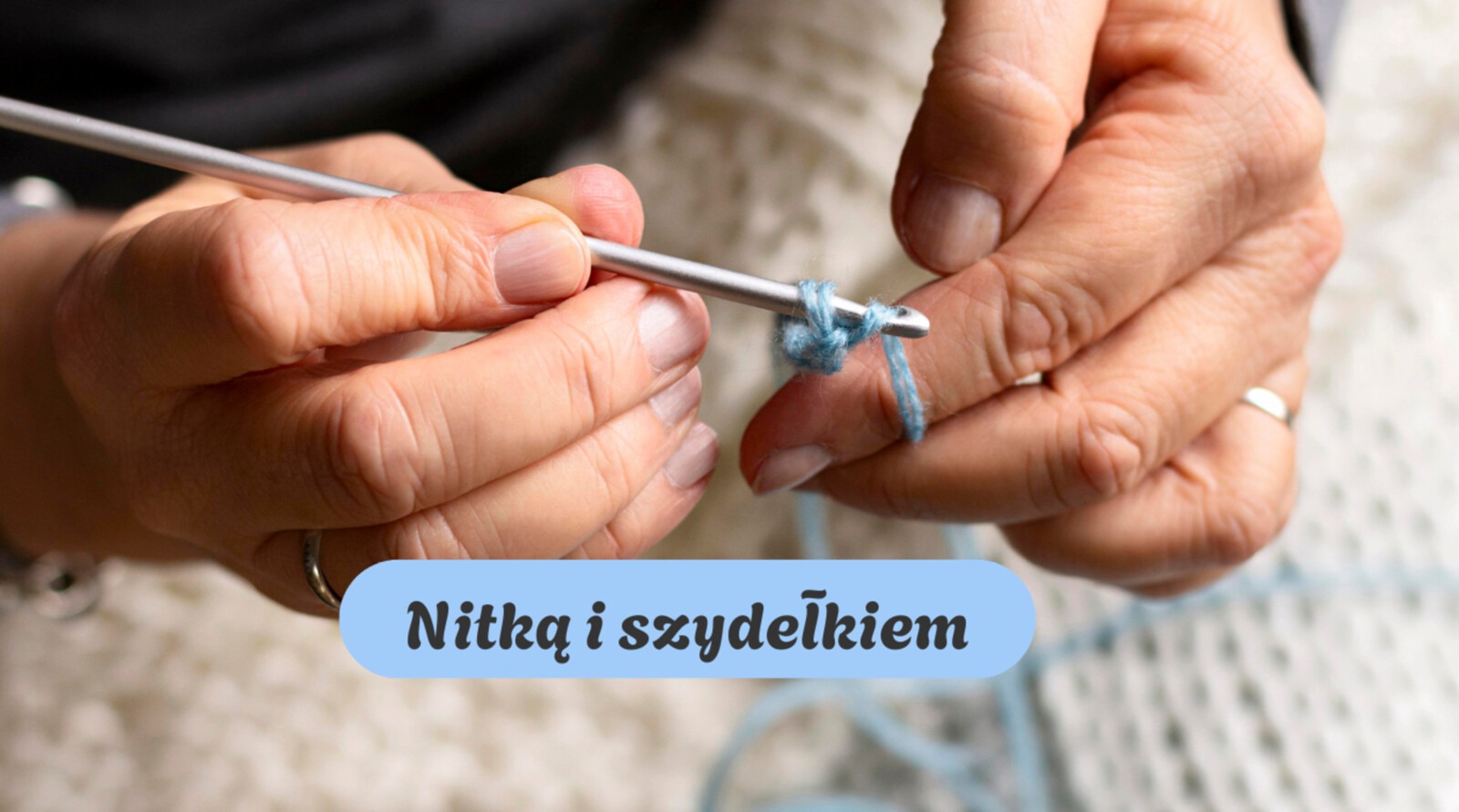 Nitką i szydełkiem w bibliotece