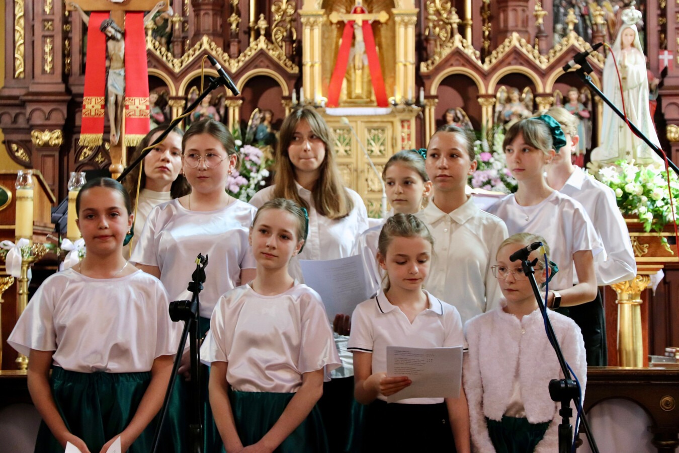 Koncert dla mam i Matki Niebieskiej we Włosienicy - FOTO