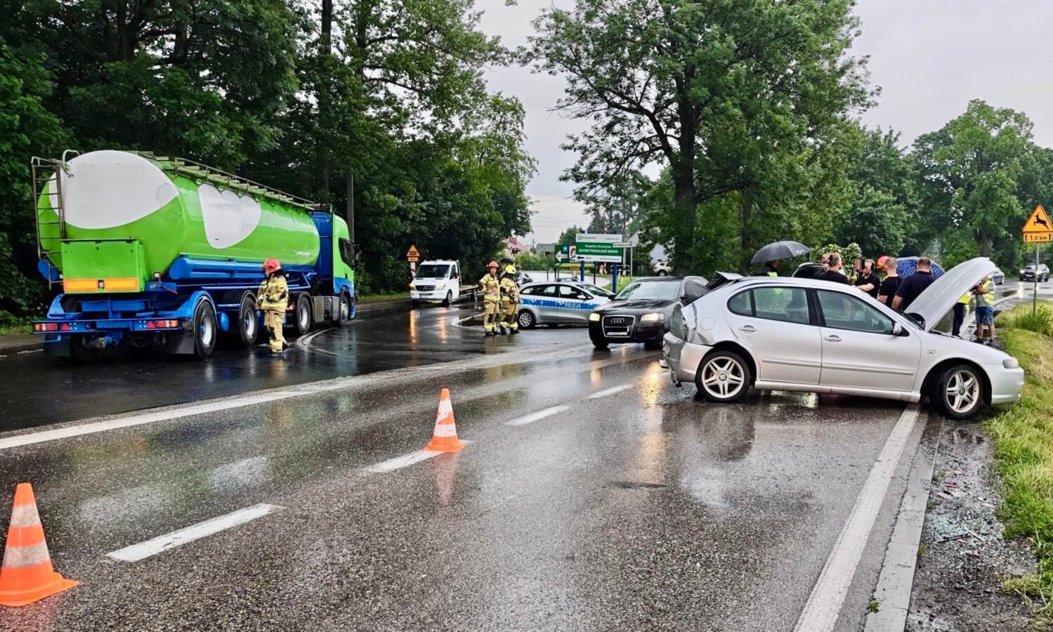 Cysterna zderzyła się z osobówką w Zatorze