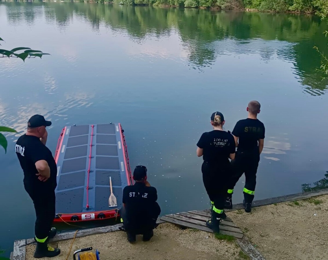 Służby użyły sonaru i drona na Krukach - FOTO