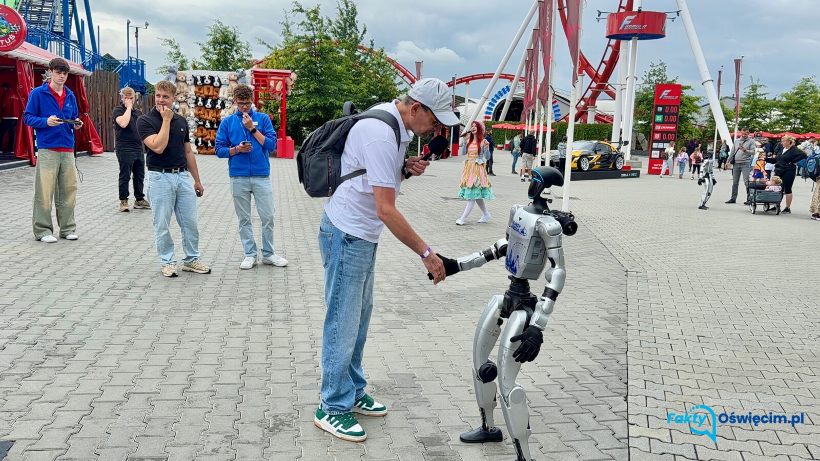 Podczas 12. urodzin Energylandii rozmawialiśmy z robotem - FILM, FOTO