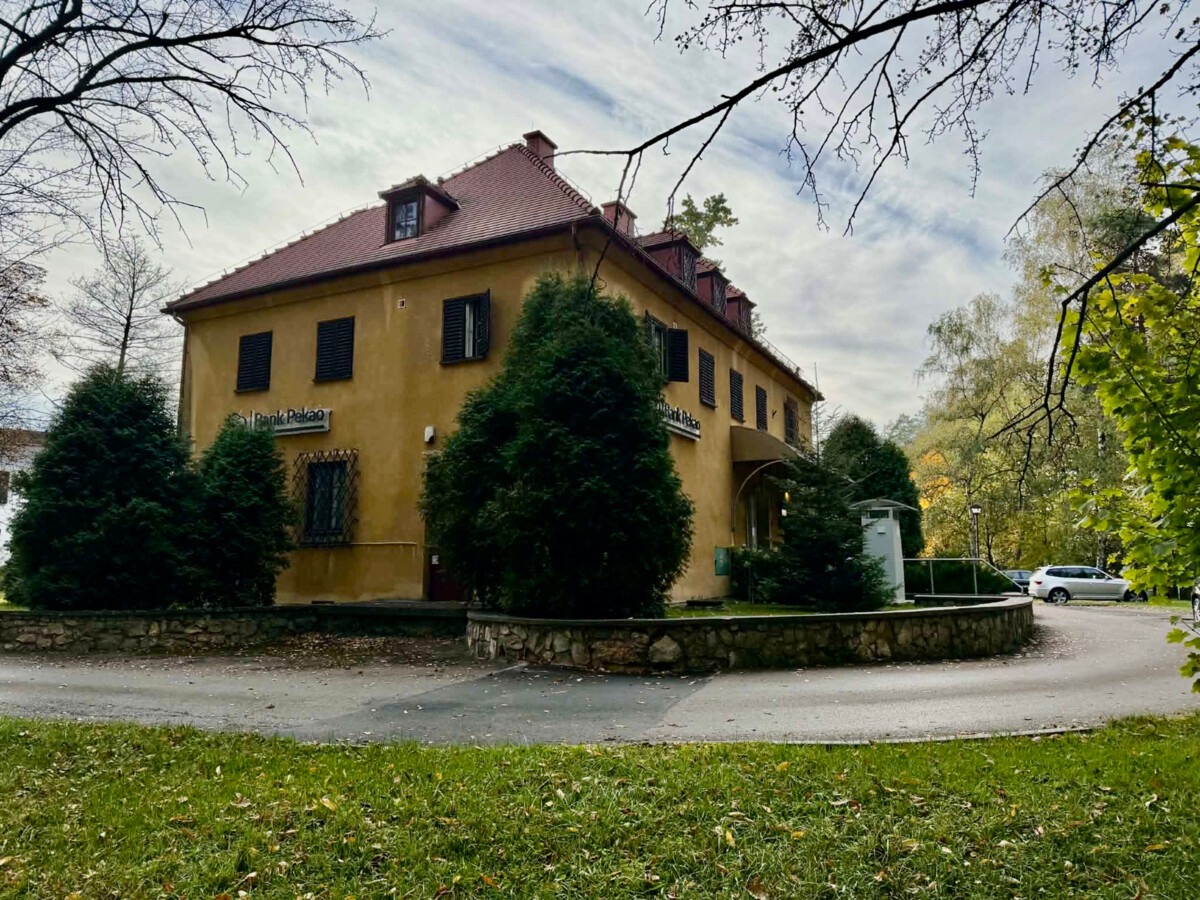 Sukces mieszkańców Chełmka. Bank wstrzymał likwidację