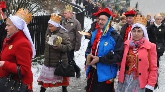 Włosienicą przeszedł orszak Trzech Króli – FOTO