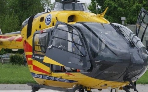 Maszyna pokiereszowała mu rękę – wypadek w pracy