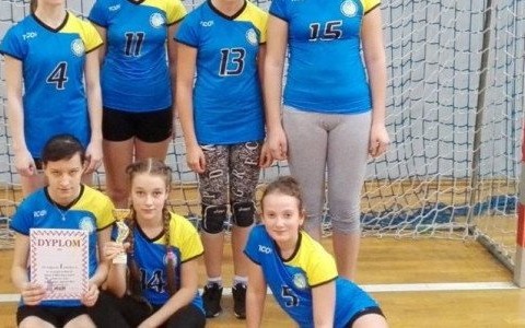 Uczniowie jedynki i piątki awansowali na szczebel powiatowy