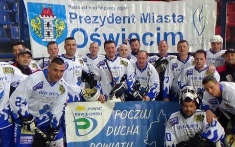 Oświęcimscy oldboje o trzy „oczka” wyżej