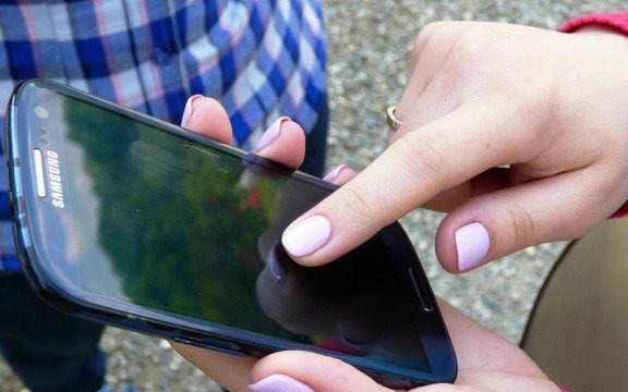 Telefoniczni ekshibicjoniści – FELIETON