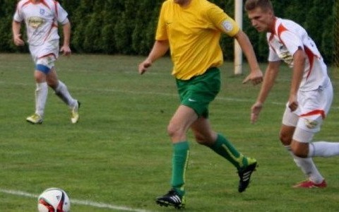 Brzezina nadal liczy się w walce o awans