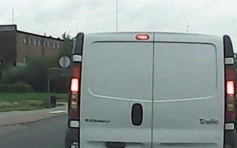 Po chodniku i ścieżce rowerowej – FILM