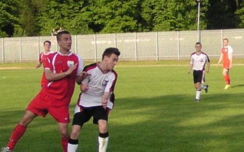 Komplet wyników weekendowych meczów lig seniorskich