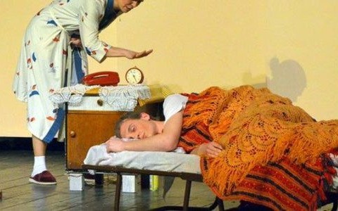 Mąż zmarł, ale już mu lepiej – FILM