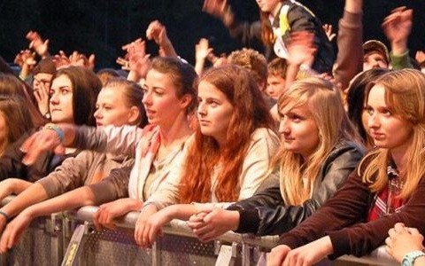 Napisz limeryk i wygraj bilet na koncert Eltona Johna na LFO