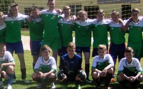 Runda wiosenna trampkarzy LKS Skidziń – FOTO