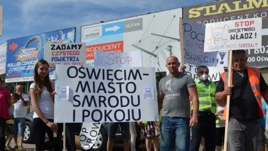 Oświęcim miasto smrodu i pokoju – FILM, FOTO