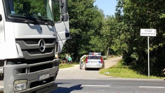 Zderzenie w Bobrku. Grzybiarz w szpitalu – FILM, FOTO